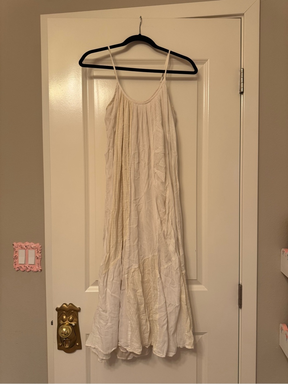 Light Cream Spaghetti-Strap Midi Maxi Dress